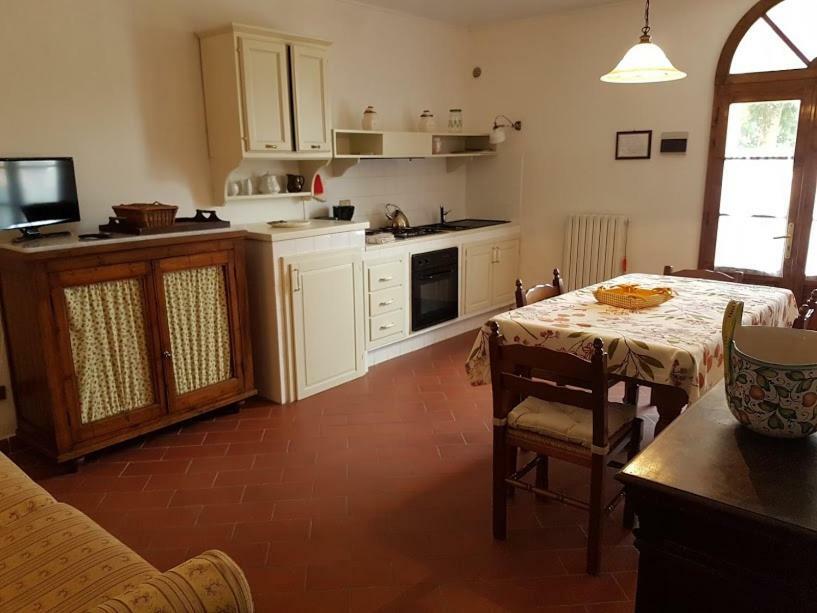 Agriturismo San Francesco Amalia And Anna Orciatico ภายนอก รูปภาพ